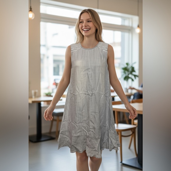 Laju Los Angeles Dresses & Skirts - Laju Los Angeles Sz 6 xsmall gray sleeveless dress midi ruffle hem Ptp 17 “ 35 L